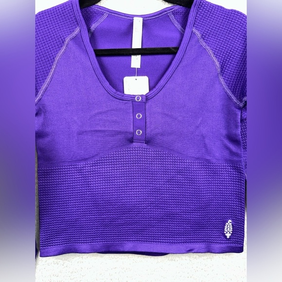 Free People Movement Top Bail Out Womens M/L Long Sleeve Layer Henley Crop Top N - Picture 5 of 13